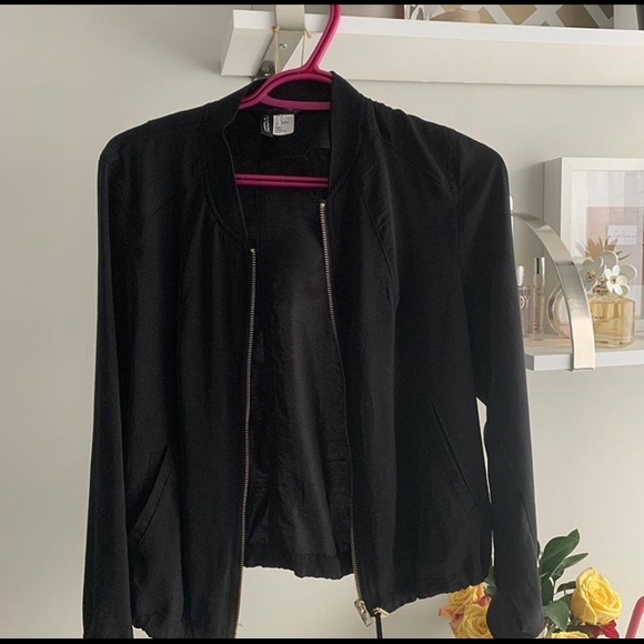 H&M bomber jacket in perfect condition - Picture 1 of 1